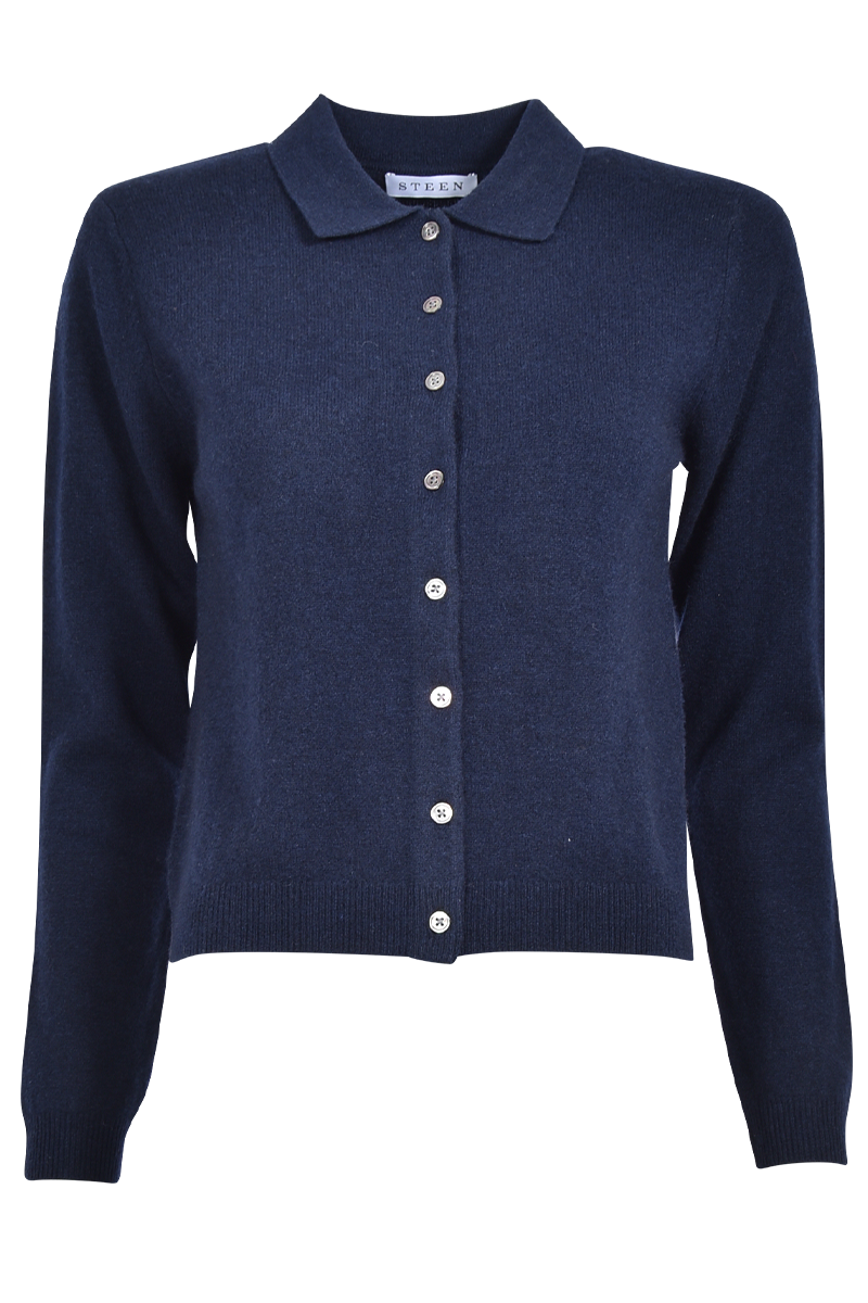 Cashmere-Hemdjacke aus Boiled Cashmere von STEEN Collection.